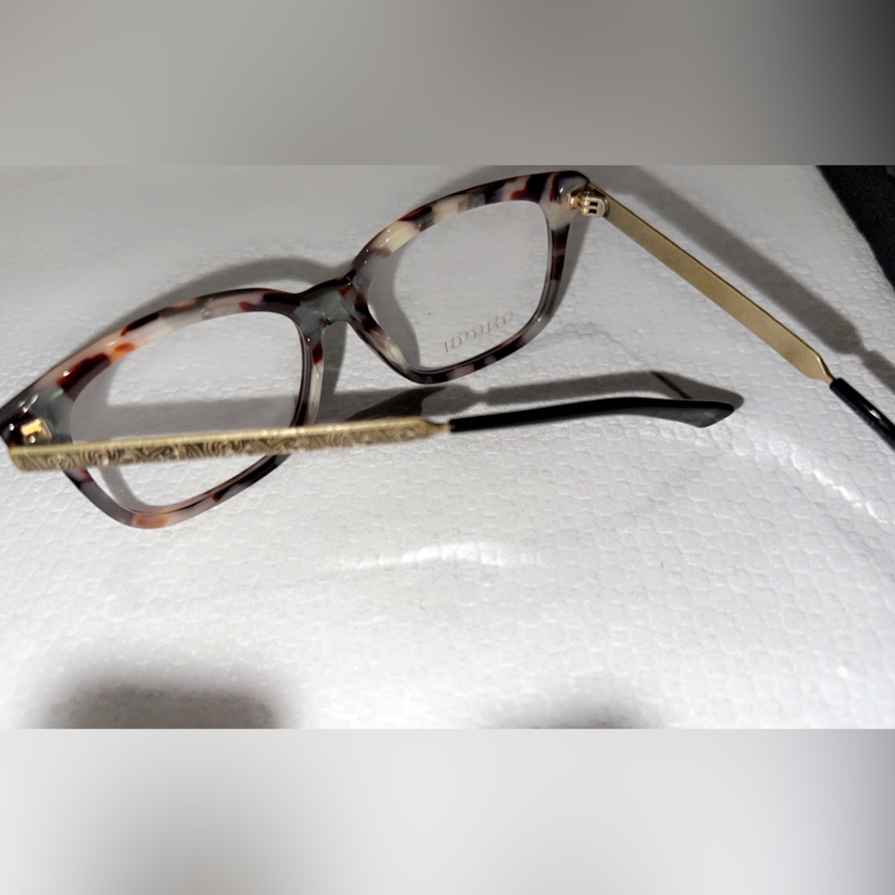 Gucci glasses